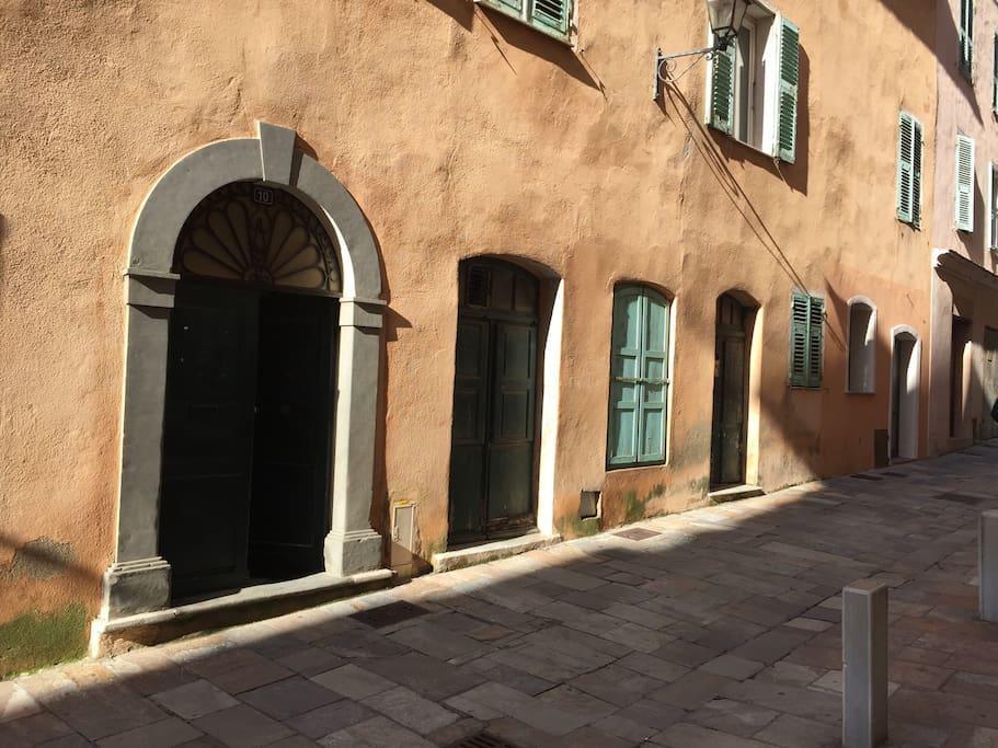 Apartmán U Palazzu Ghejenuvese Bastia  Exteriér fotografie